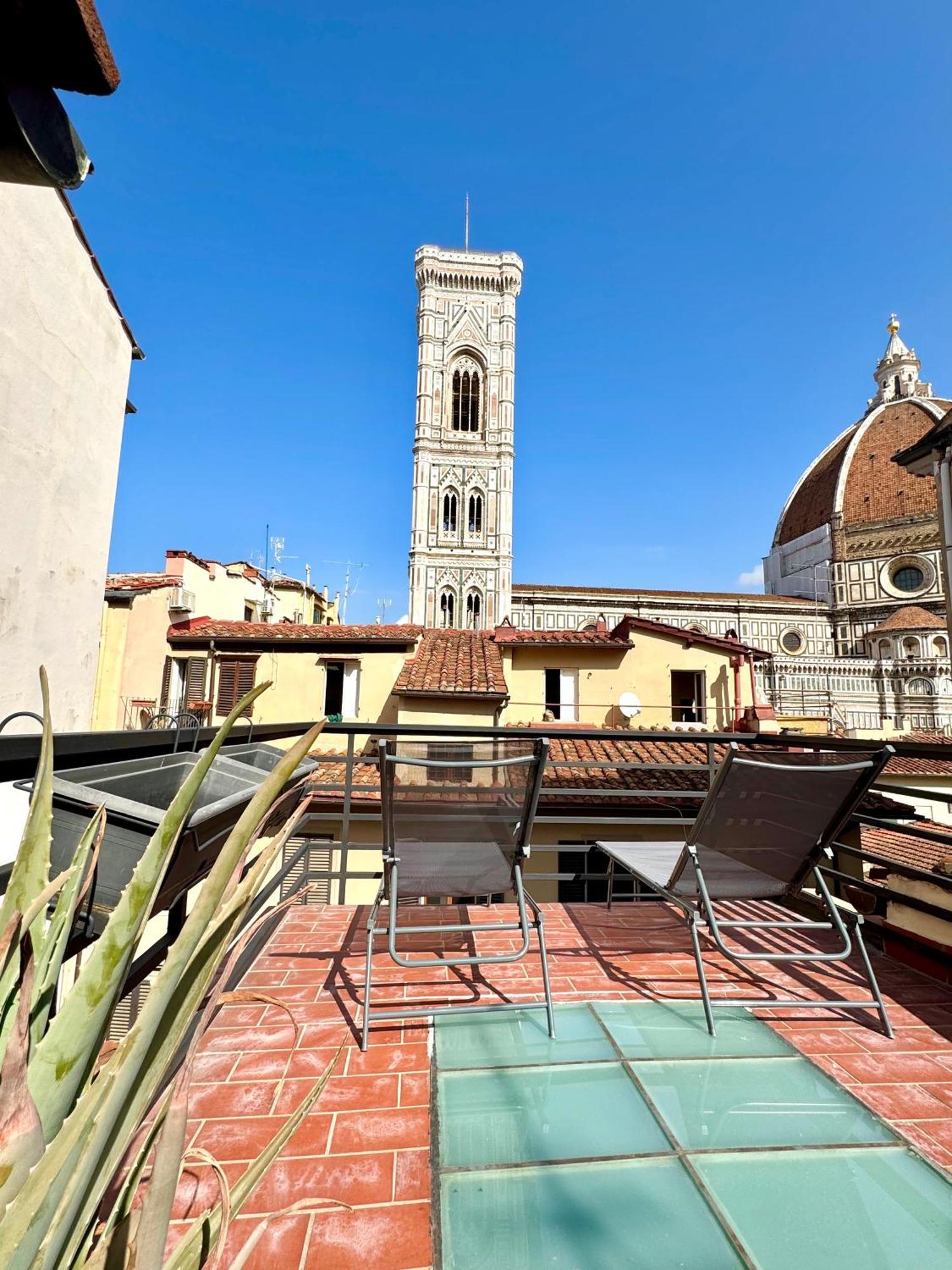 Duomo Flats Florença Exterior foto